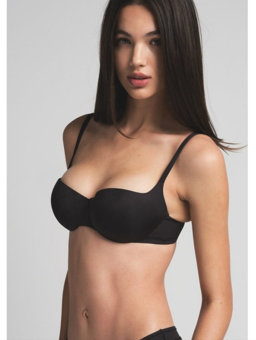 NWT SKIMS Ultimate Push Up Balconette Bra  Bra Size 36A